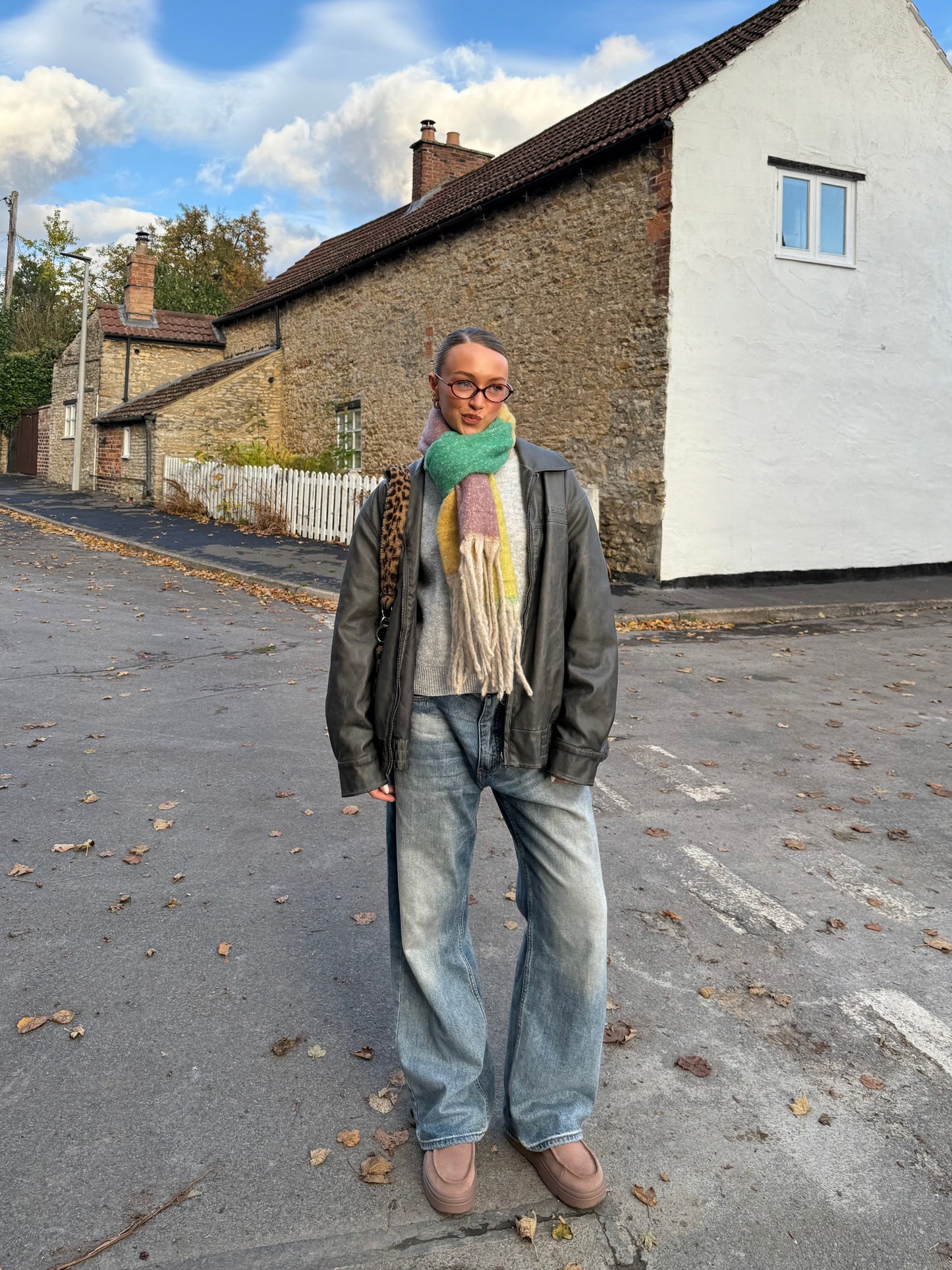 Kiwi Crush Scarf Vibrant Green Soft Lightweight Fashion Wrap Elegant Summer Shawl Versatile Neck Accessory For Women Chic Modern Boutique Style Gift